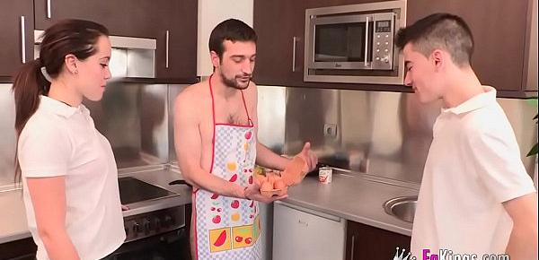  Jordi and his tiny friend Soraya learn about cooking and fucking